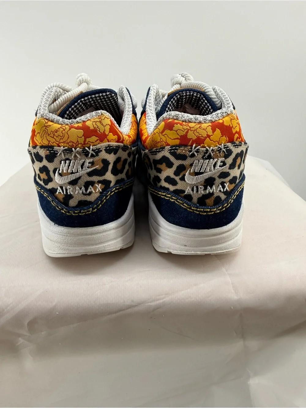 Air Max 1 Premium Denim Leopard Size 9M